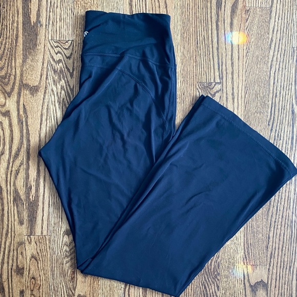 Black Groove Nulu high rise flare leggings, size 12. Great condition, one hole - Picture 1 of 16